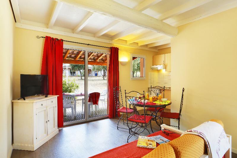 Residence Nemea Les Portes Des Cevennes Sauve Экстерьер фото